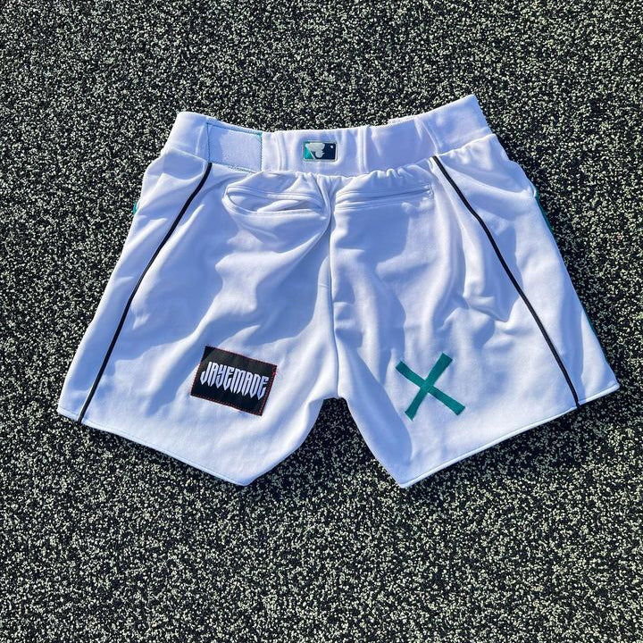 New casual vacation sports shorts