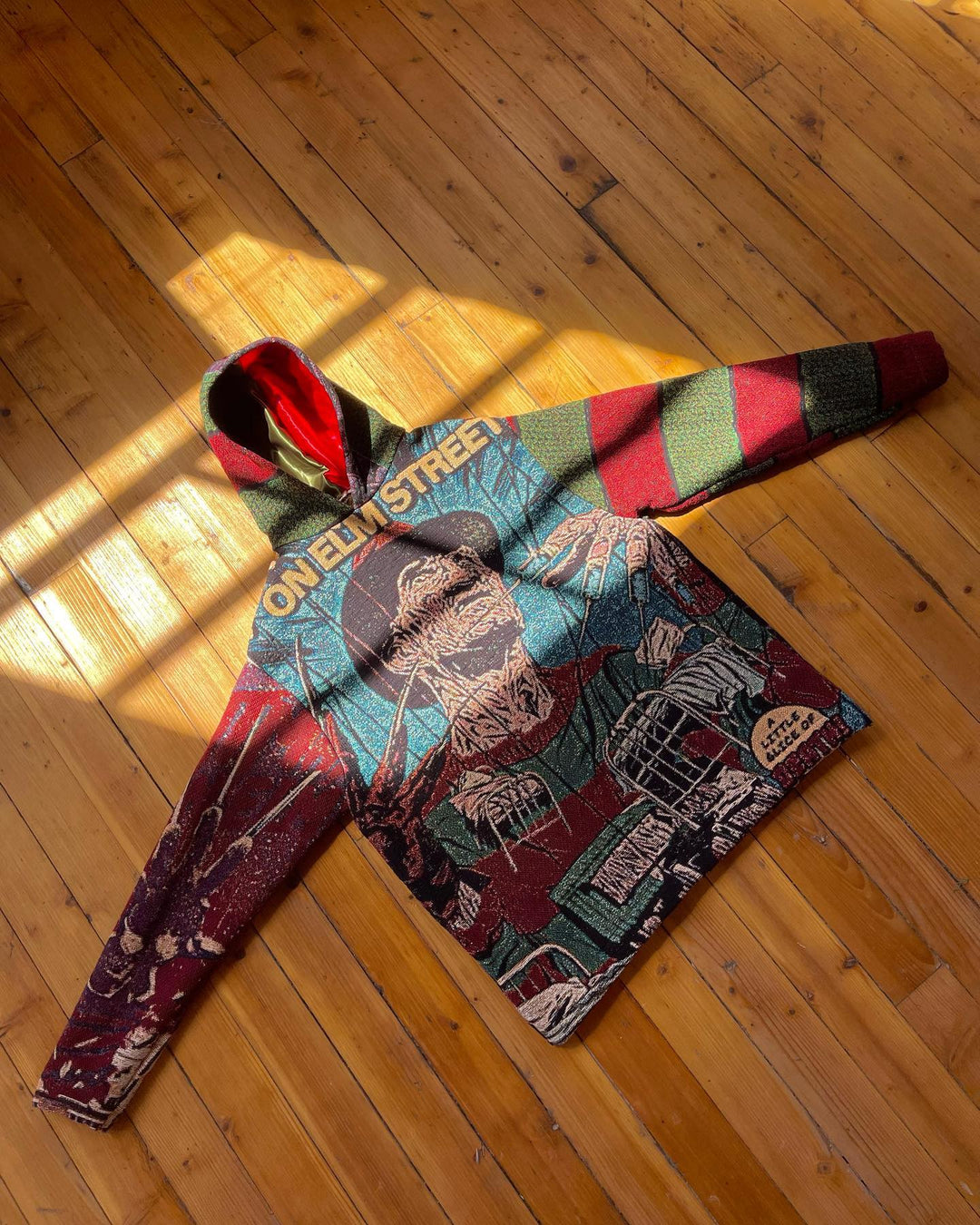 Stylish Retro Halloween Tapestry Hoodie