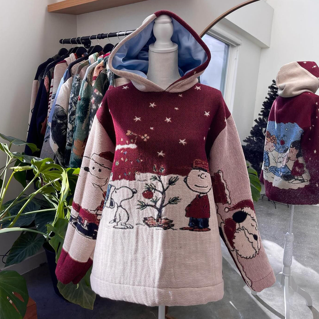 Retro Christmas Pattern Tapestry Hoodie