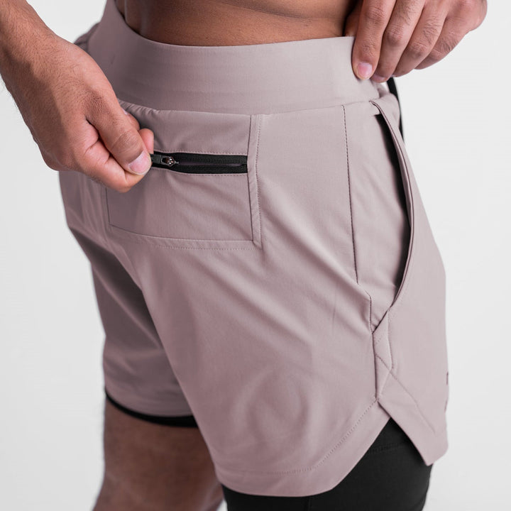 Quick Drying Breathable Multi Pocket Sports Shorts